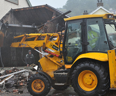 Geen bier? Pub tegen de vlakte!